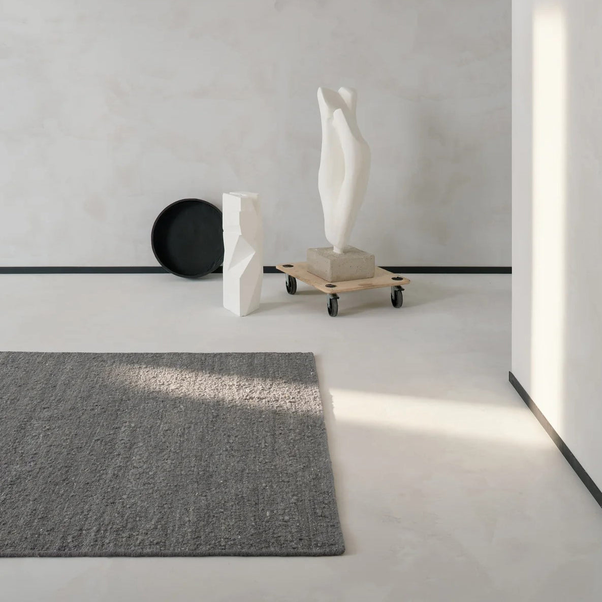 Linie Design Logmar Stone Rug