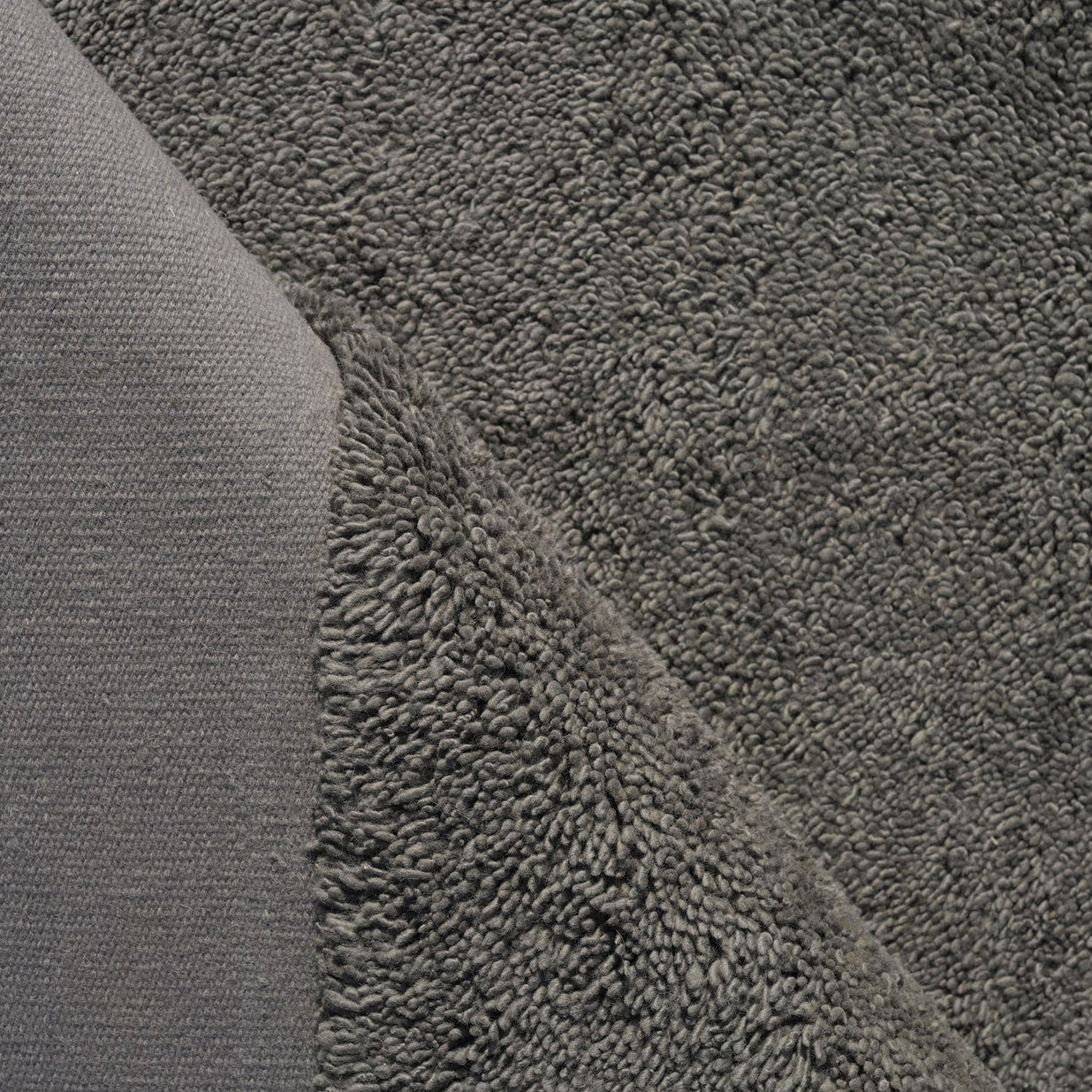 Linie Design Eternal Eye Moss Rug