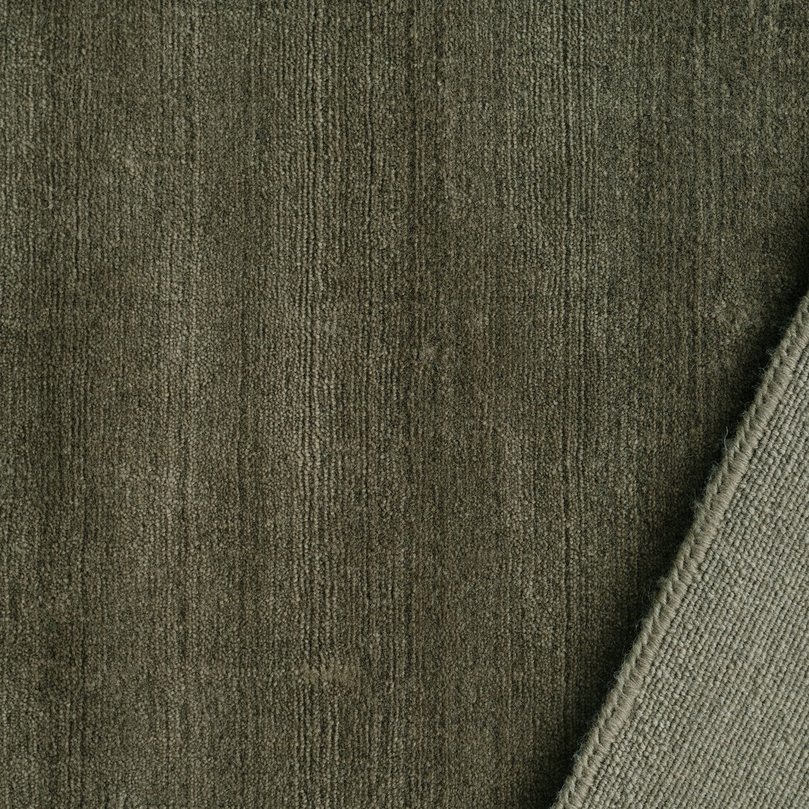 Linie Design Halo Cloud Moss Rug