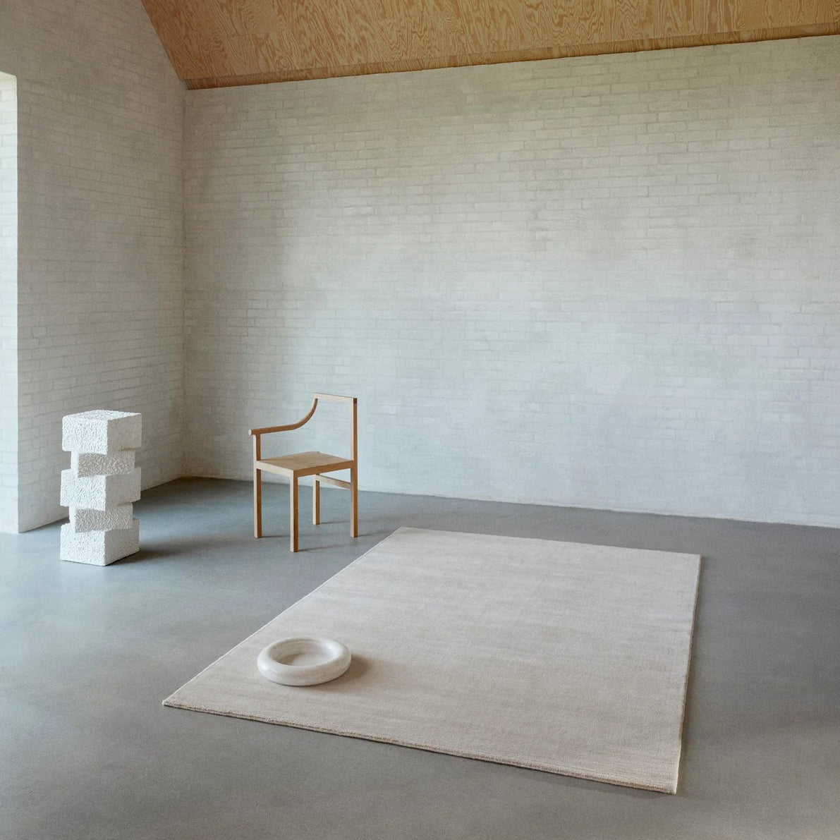 Linie Design Halo Cloud Beige Rug