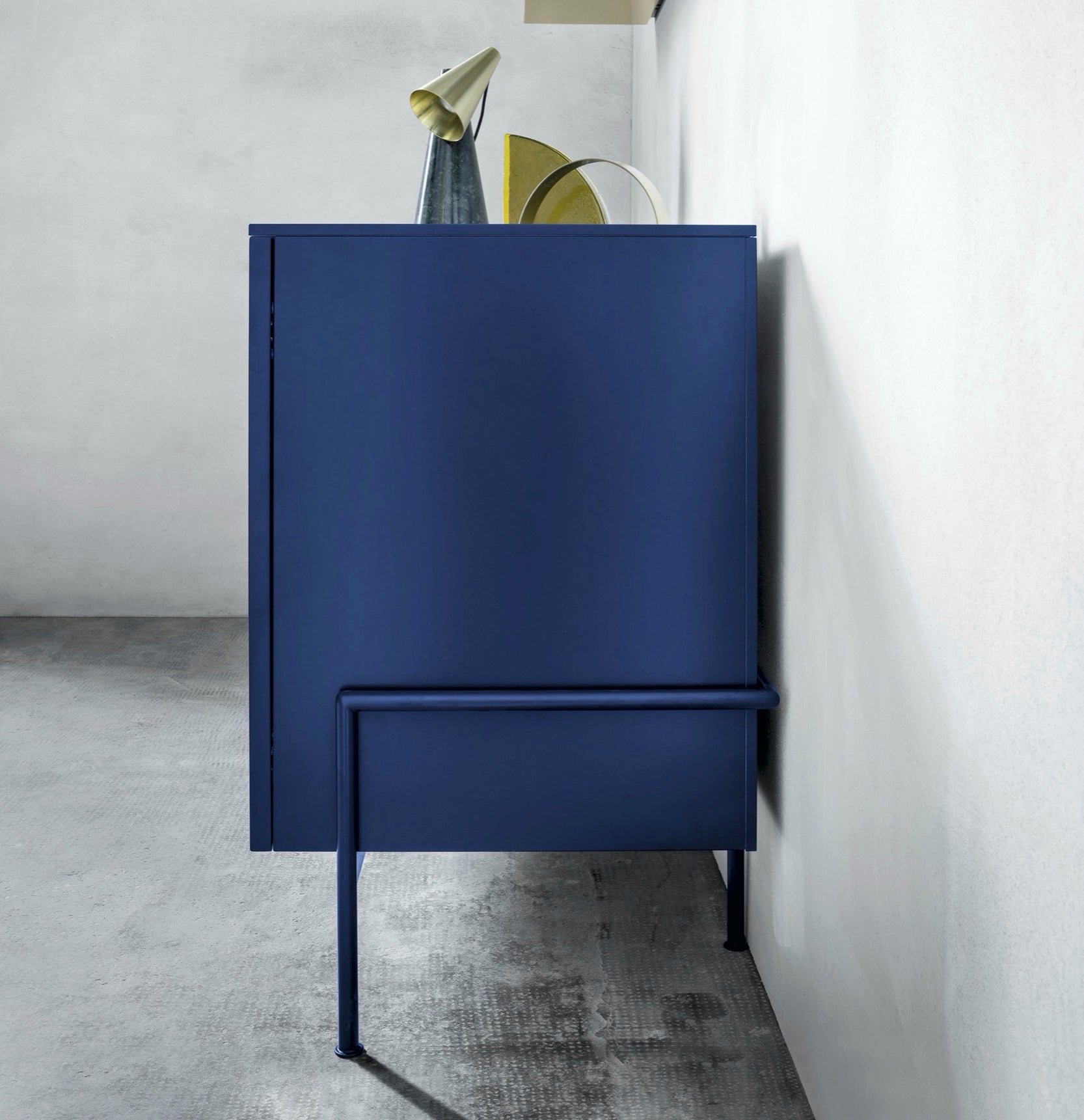 Novamobili Belt 180 Sideboard w/ 3 Rays Doors