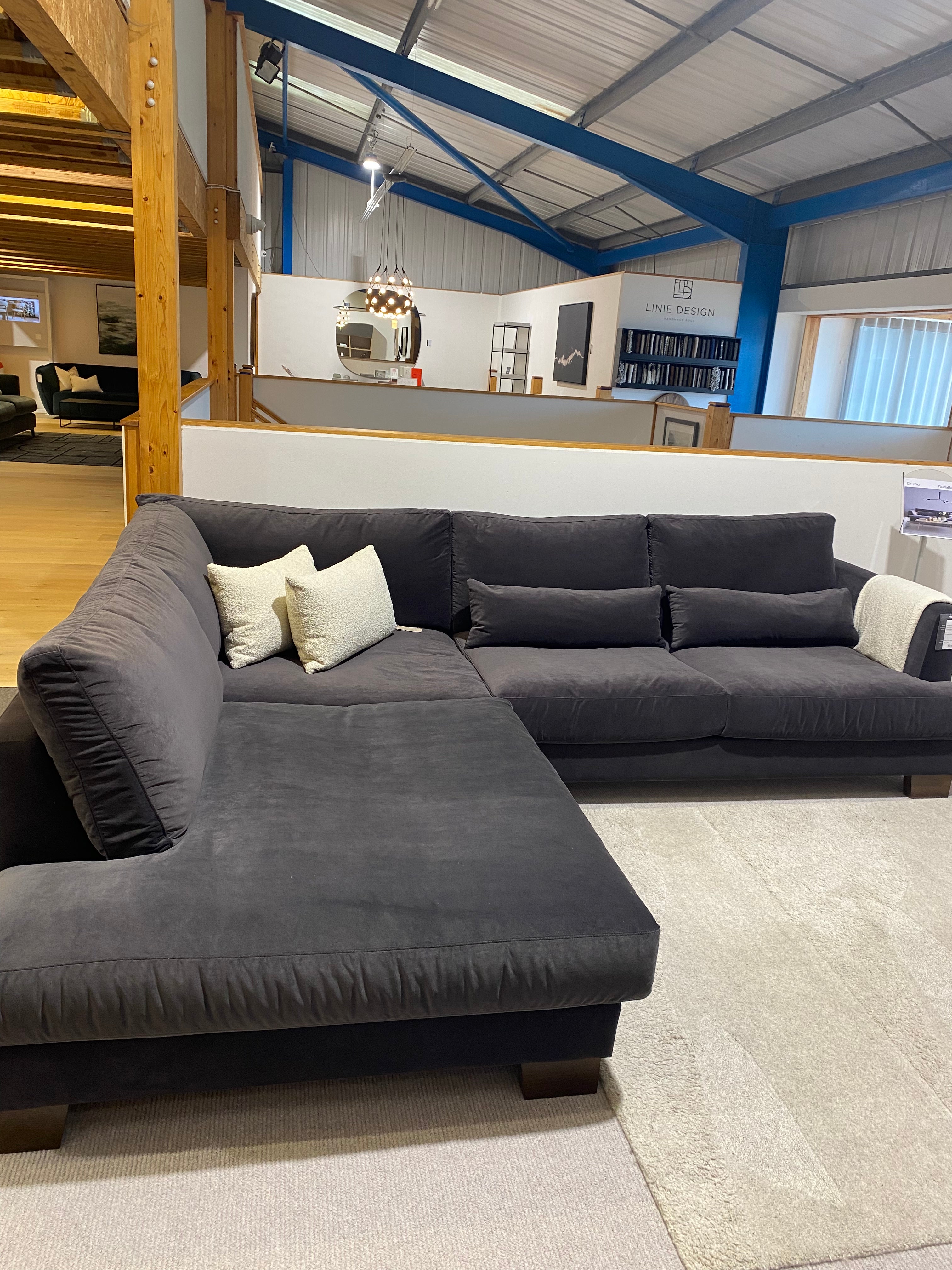 Ex Display Mastrella Bruno Set 2 Corner Sofa