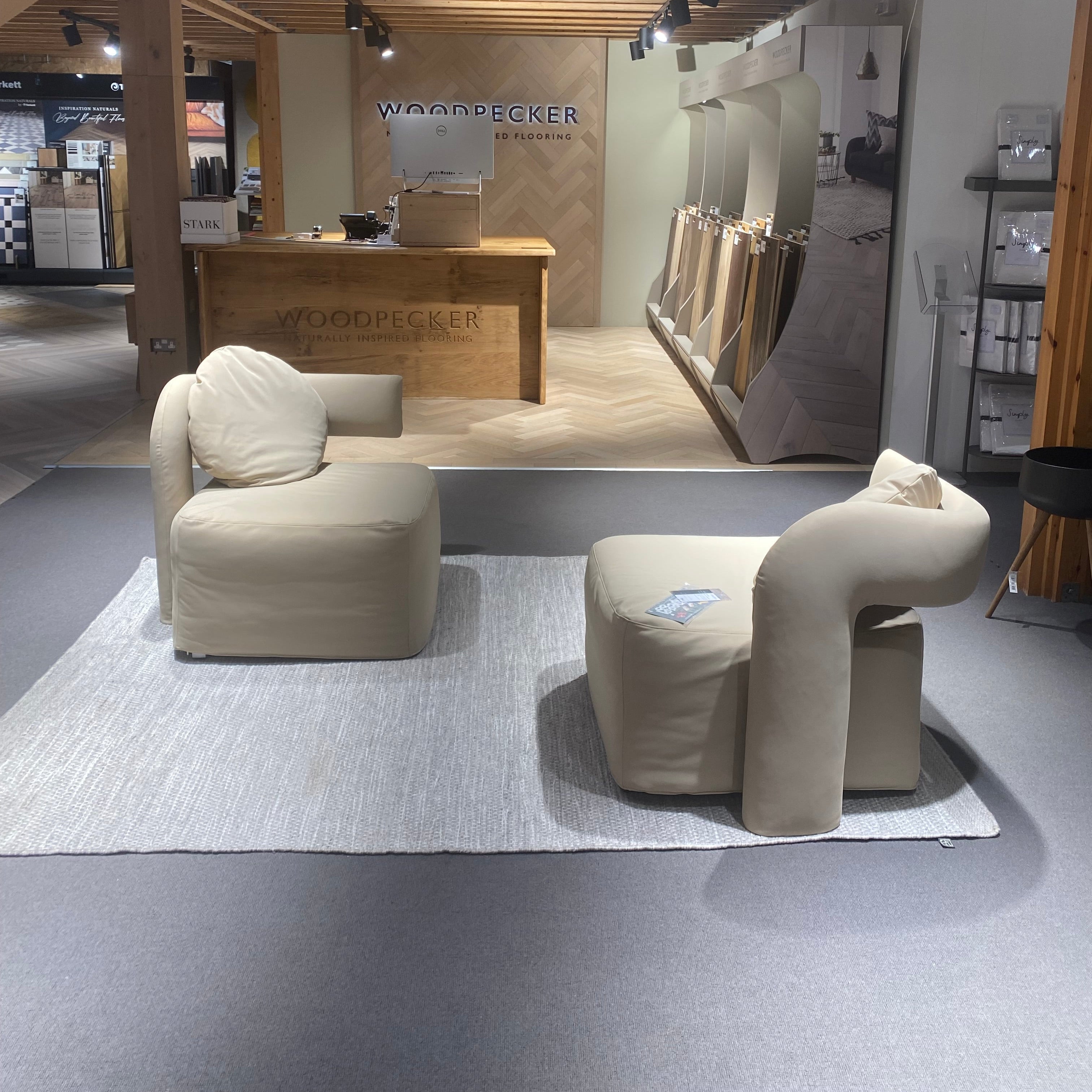 Ex Display Virgola Chair Bed