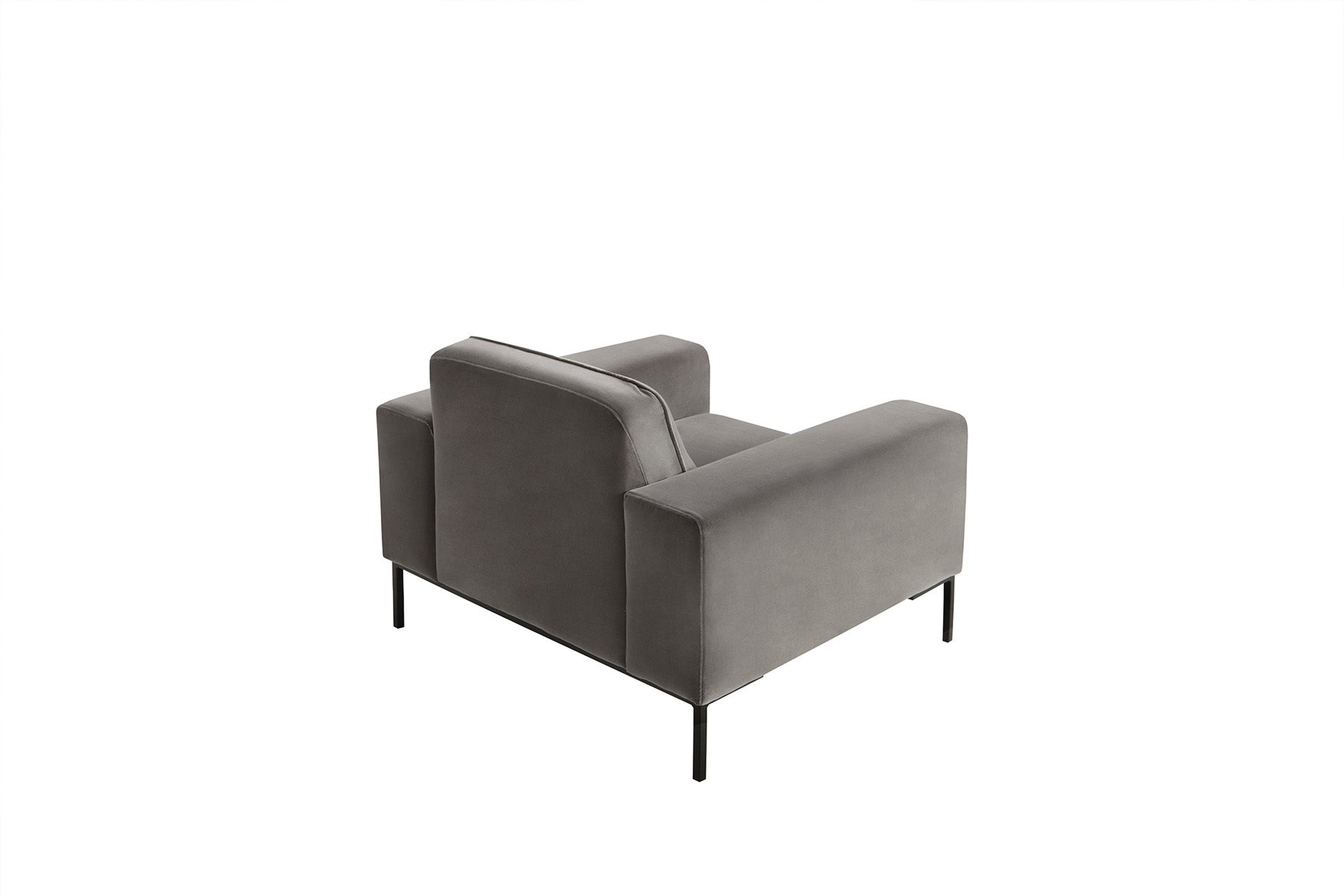 Mastrella Vezia Armchair with Buttons