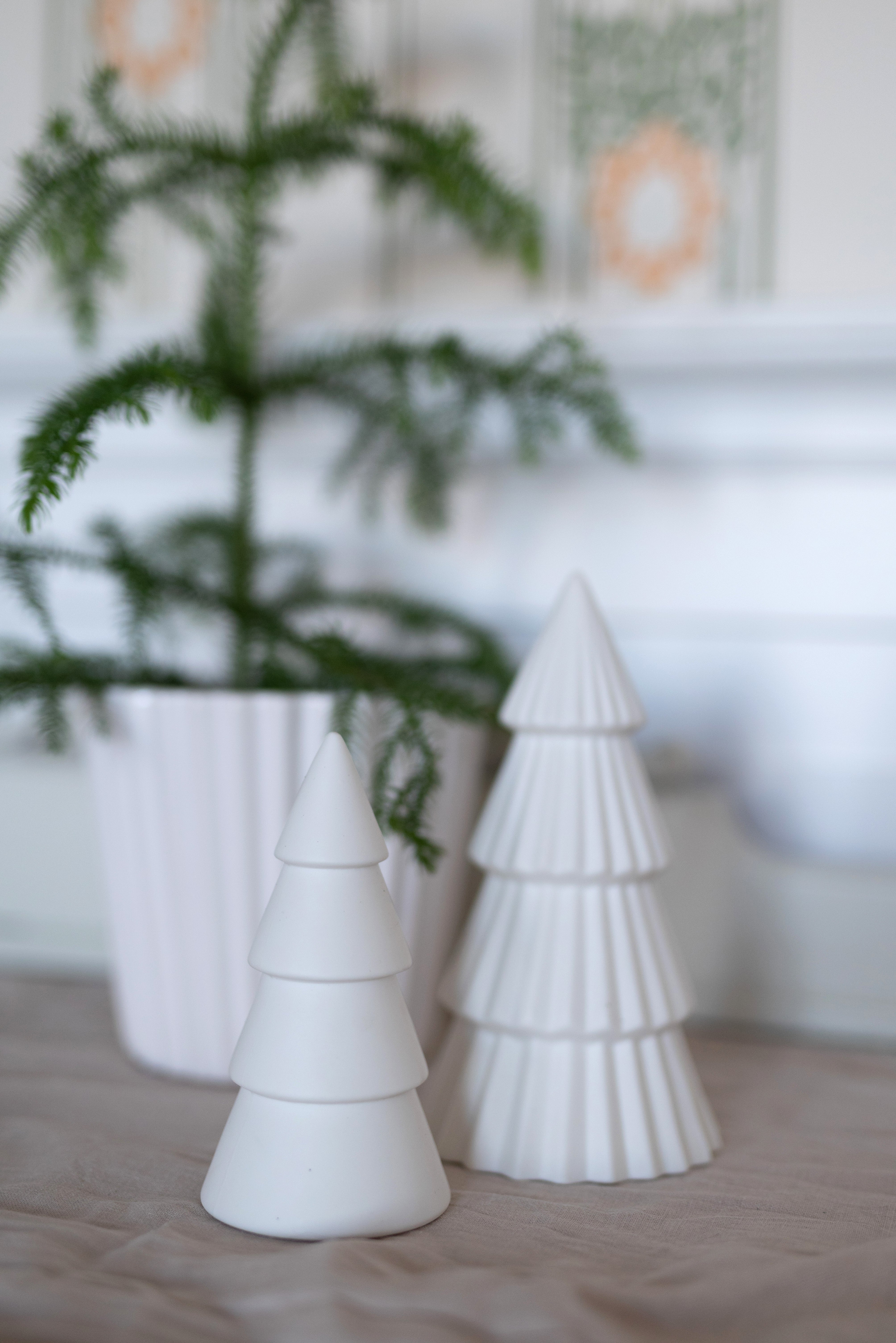 Wikholm White Tree Decoration