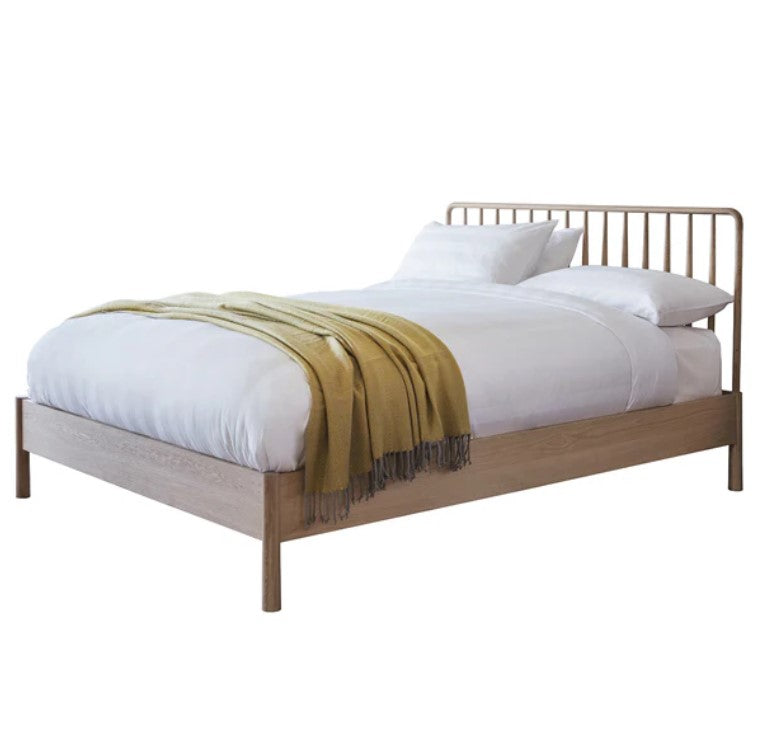 Oak Wycombe Spindle Gallery Direct King Bed