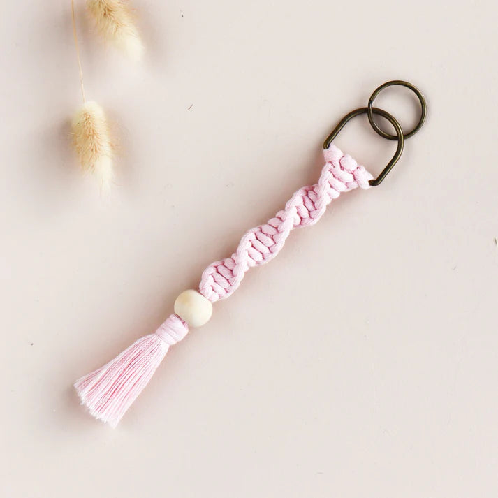 Stitch Happy Spiral Keyring Macrame Kit - Blush