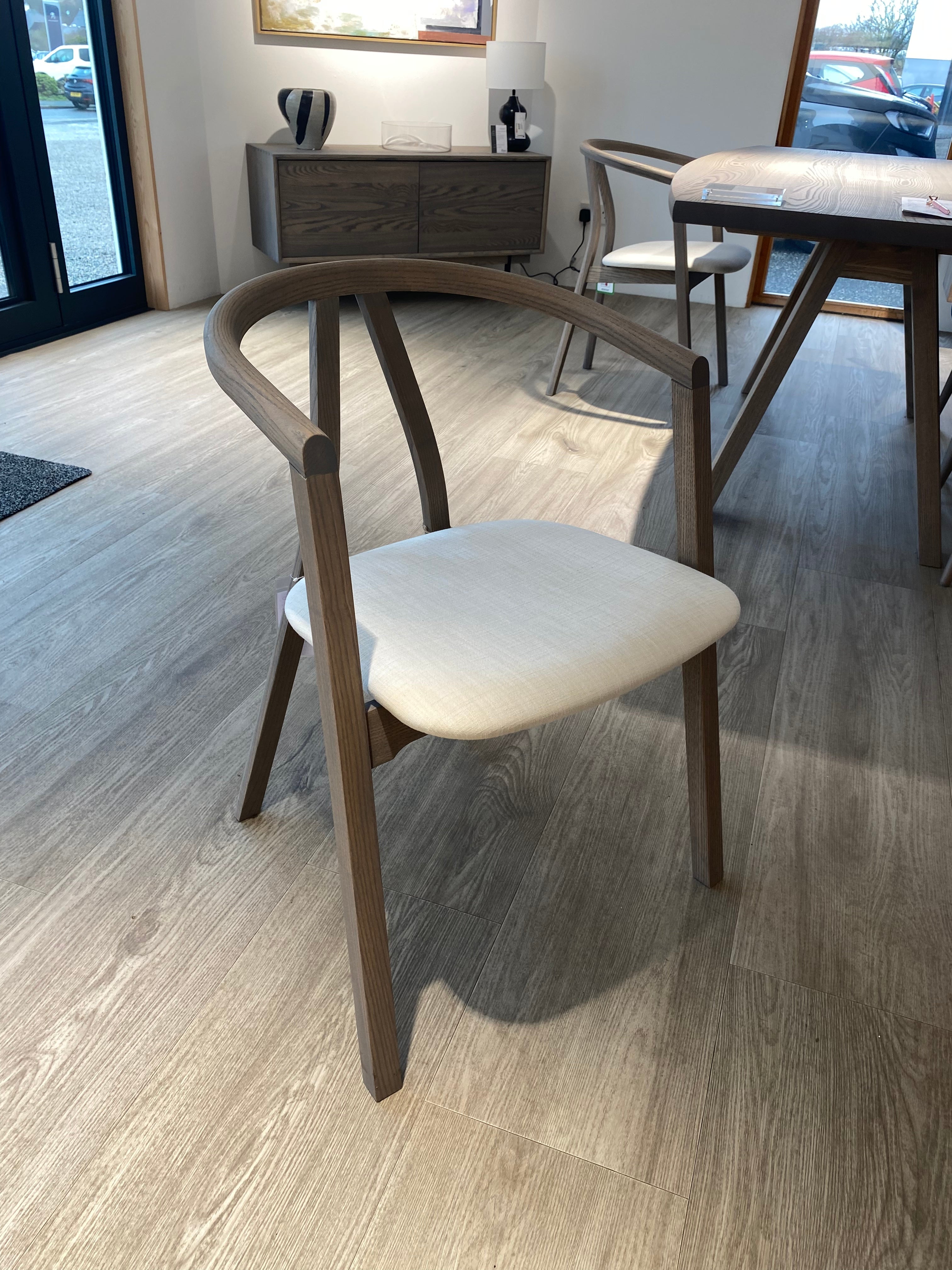 Ex Display Kristensen & Kristensen Elegant Table & Metro chairs Set