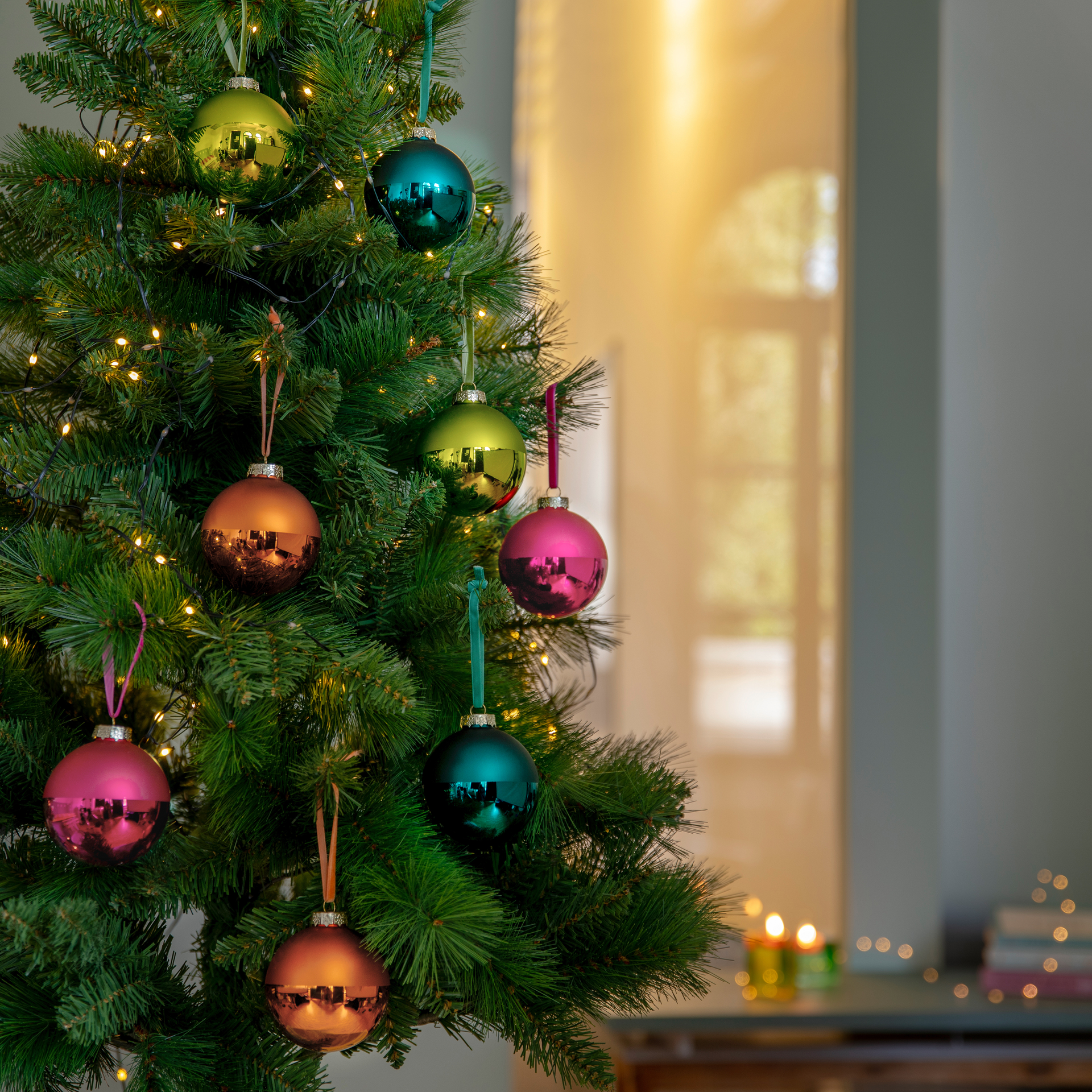 Remember Christmas Baubles Set